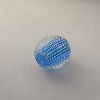 ひだ紋球・青6・ガラス製・とんぼ玉の画像