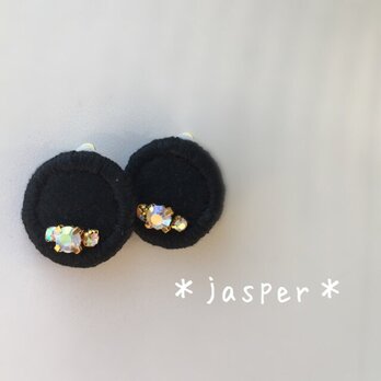 ＊jasper＊オーロラビーズボタンイヤリング《送料無料》の画像