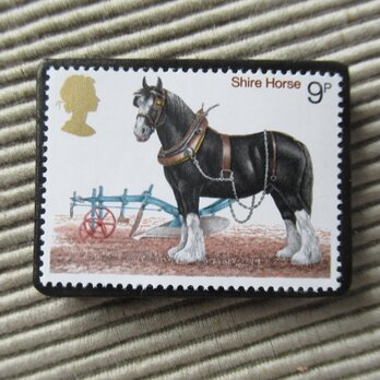イギリス　馬切手ブローチ3407の画像