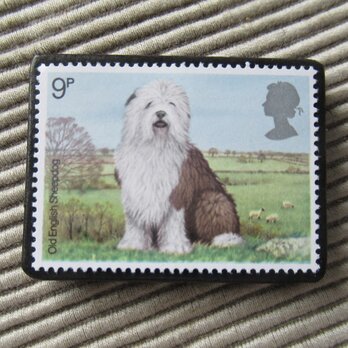 イギリス　犬 切手ブローチ3414の画像