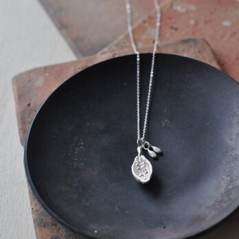 cacaopodネックレス