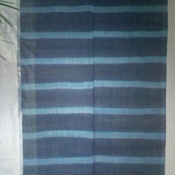 藍染め生平麻板〆絞り暖簾　２巾の画像