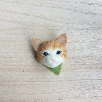 ウールの子猫ブローチ ( オレンジ )の画像