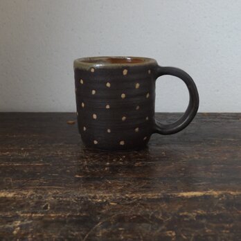 黒ドットマグ（たて・中ベージュ）