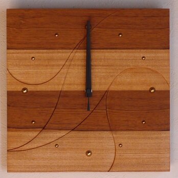 無垢の木の電波掛け時計　タモ　チークの画像
