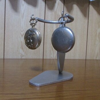懐中時計収納　2本掛け懐中時計スタンド 　ak-designの画像