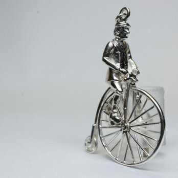 Penny Farthing pendantの画像