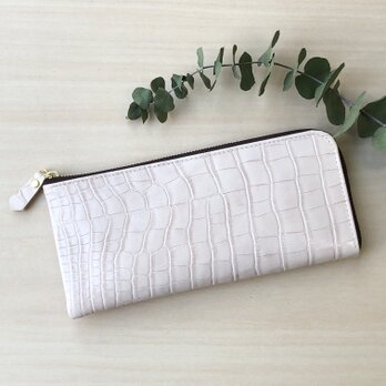 牛革のスリムな長財布　Ｌ字型　クロコダイル型押し　さくらホワイトの画像