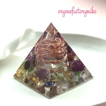 シトリン　ルチルクォーツ　金運　ピラミッド　オルゴナイトの画像