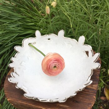 花のかんむり平鉢の画像