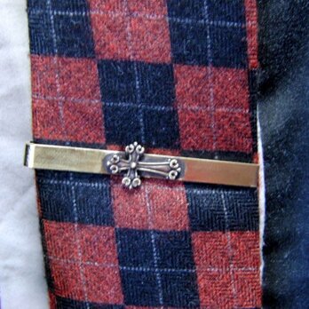 真鍮ブラス製　ミニクロス/十字架型ネクタイピン(タイバー)1個　ネクタイ・ポケットの飾りにの画像