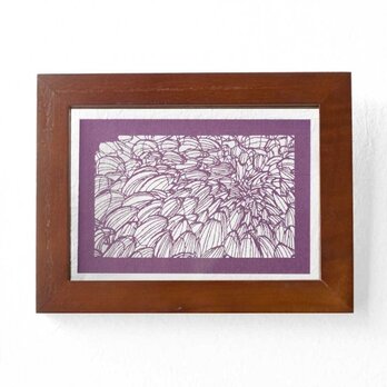 切り絵 菊 フローターフレーム 吊り・置き兼用 透明 額縁 深紫の色渋紙の画像
