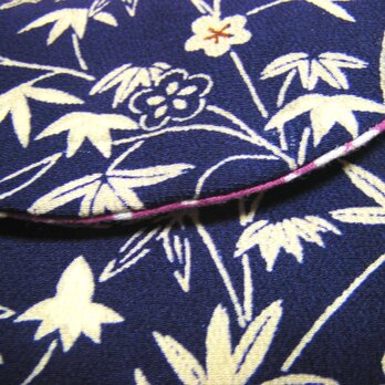 絹と櫻木綿のポーチ　着物地リメイク　の画像