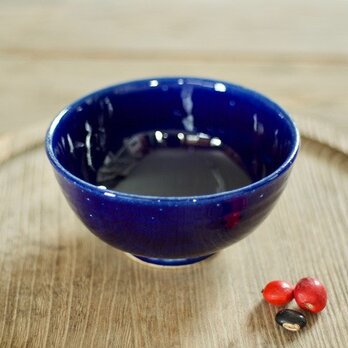 お茶碗（瑠璃）
