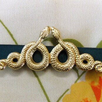 真鍮ブラス製　金の蛇(へび)・スネーク型帯留め　着物や浴衣の帯締め飾りにの画像