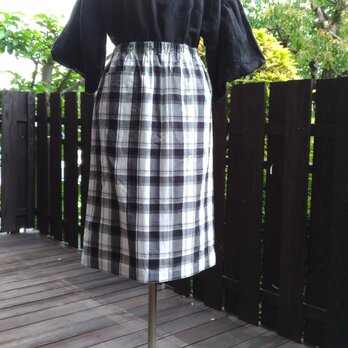 播州織白黒チェックＡラインスカート　ポケット付きの画像