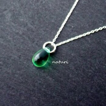 【rosee】glass drop necklace greenの画像