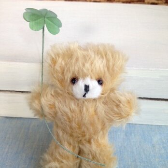 クマのpippiクローバー(ぬいぐるみ)