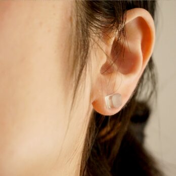 〈 cube 〉  pierced earring ｜ 粒ピアスの画像