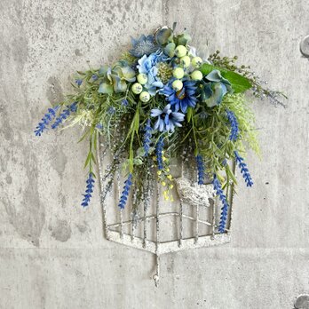 Flower ironhanging birdの画像