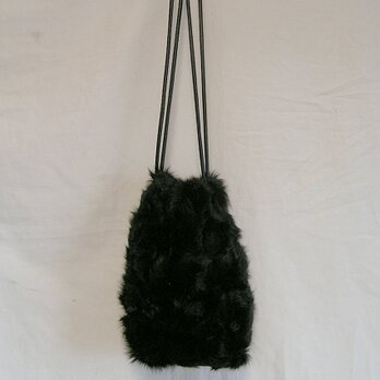 ¶ new antique fur ¶ ブラックラム大きめ巾着ポシェットバッグ