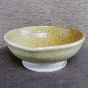 陶器花弁小鉢（油揚げ色）の画像
