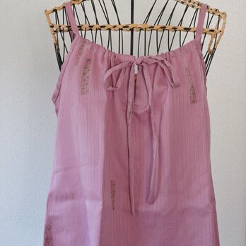 着物リメイク　赤紫色のキャミソールブラウス