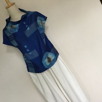 843    着物リメイク    ブラウス    銘仙    丸に抽象花模様     Mサイズ