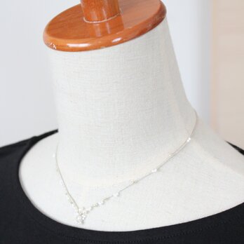 シルバーコード　華奢　淡水パール　ホワイトｘホワイト　ネックレスの画像