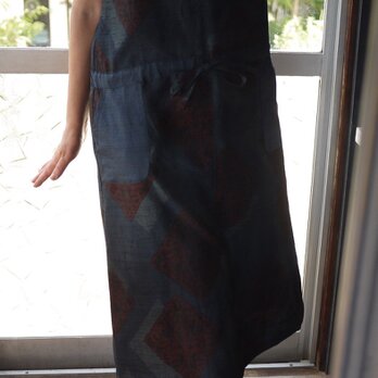 結城紬とリメイク大島紬のジャンバースカートの画像