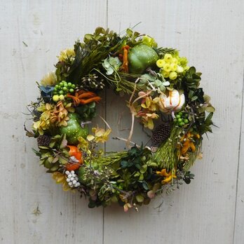 大人ハロウィン・シックなグリーンのプリザーブドフラワーリース