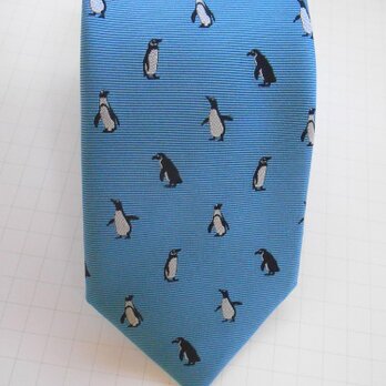 【セール中】ネクタイ　ペンギン　 シルク（絹）100％の画像