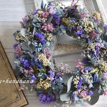 リンドウの紫wreathの画像