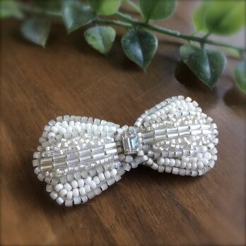 オートクチュール刺繍ブローチ　リボンのhimenoさんの画像