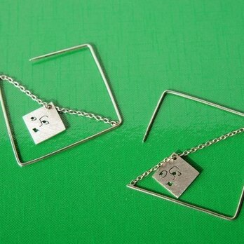 【受注制作】じろり婦人　ピアス