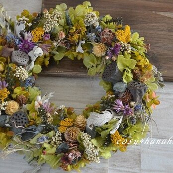 秋散策の野花wreathの画像