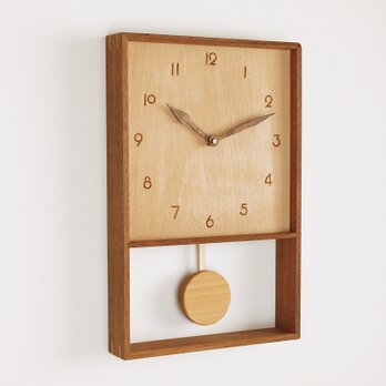 木製 箱型 振り子時計 ラワン材1の画像