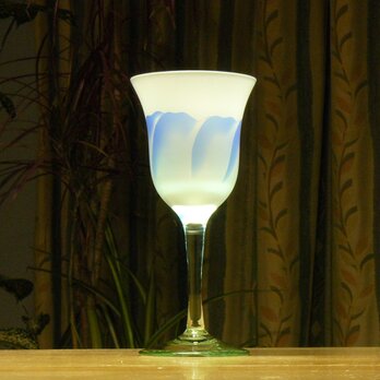 トルコキキョウのワイングラス　水色×青　（1個）の画像