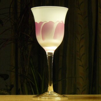 トルコキキョウのワイングラス　無色×ピンク（1個）の画像