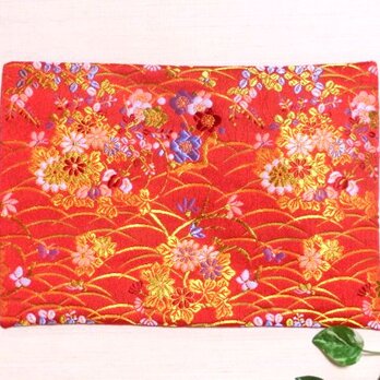 敷物　マット　金襴朱赤花模様　変わり織 30ｃｍ幅の画像