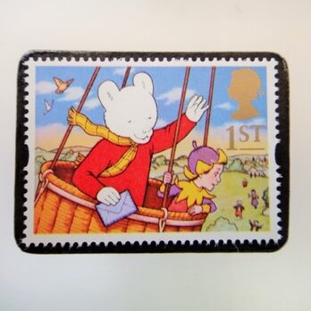 イギリス　童話切手ブローチ3984の画像