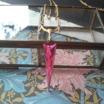ヴィンテージ　Triangle-Pink／Drape　ネックレスの画像