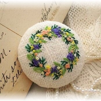 フラワーリース リネン手刺繍ブローチ　送料無料の画像