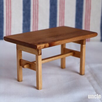 ドール用長テーブル（色：チェスナット）　1/12ミニチュア家具の画像