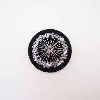 斜線　ブローチ2