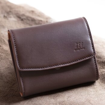 【小さな存在、大きな魅力】ショートギャルソンウォレット　二つ折り財布　ヌメ革　チョコ　aw-19hn