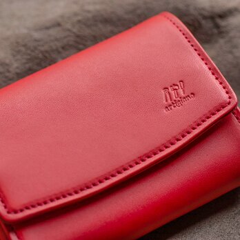 【小さな存在、大きな魅力】ショートギャルソンウォレット　二つ折り財布　ヌメ革　レッド　aw-19hn