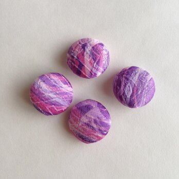 絹手染くるみボタン4個（波・ピンク紫）の画像