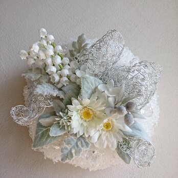 white snow wreathの画像