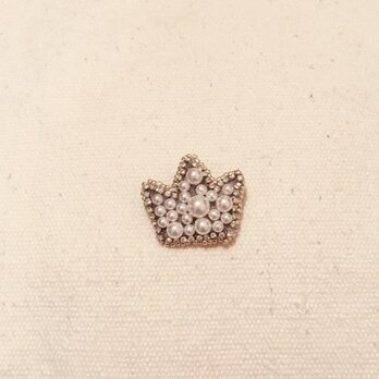 ビーズ刺繍ブローチ　crown(pearl)の画像